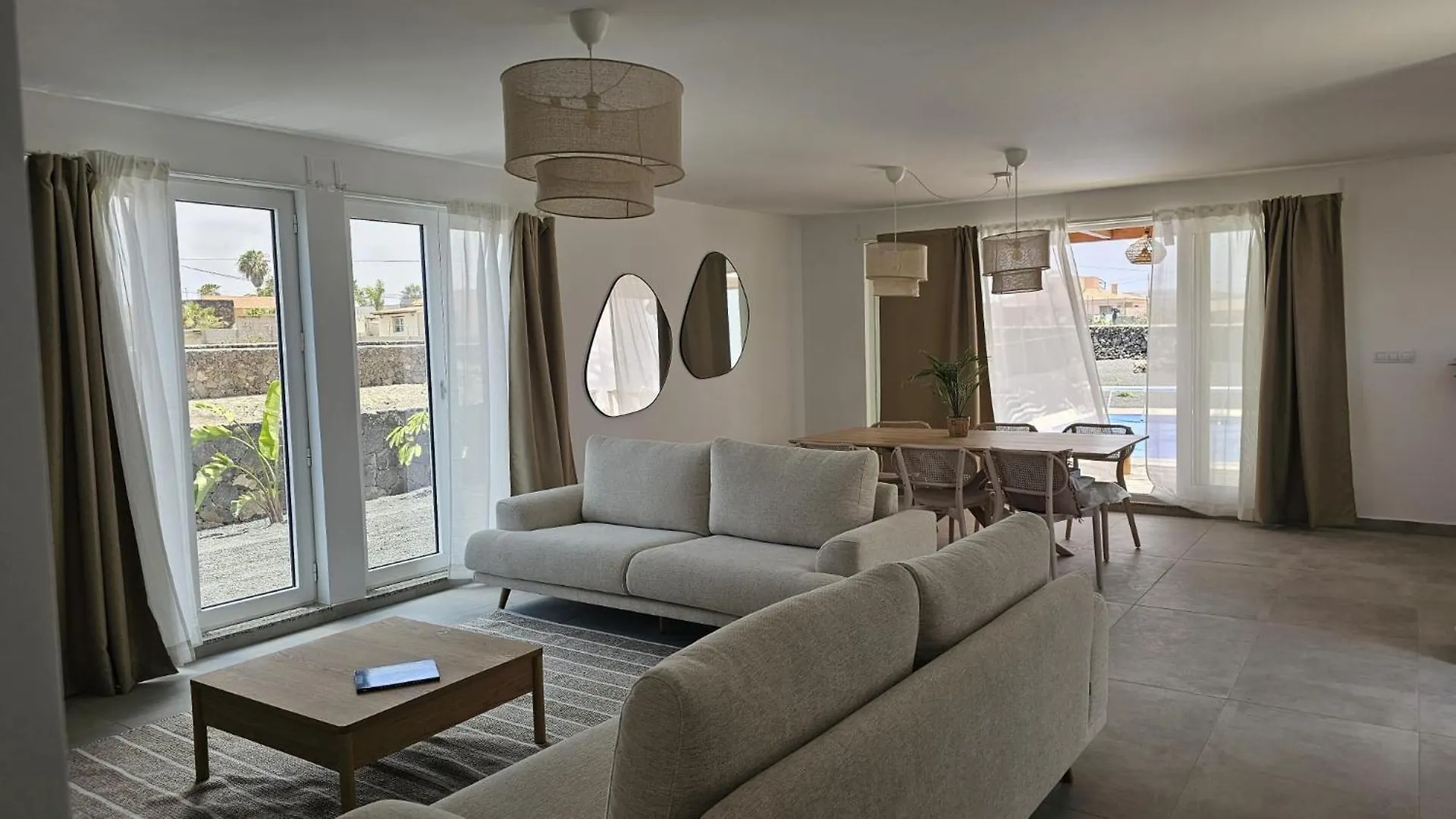 Villa Utopia Lajares