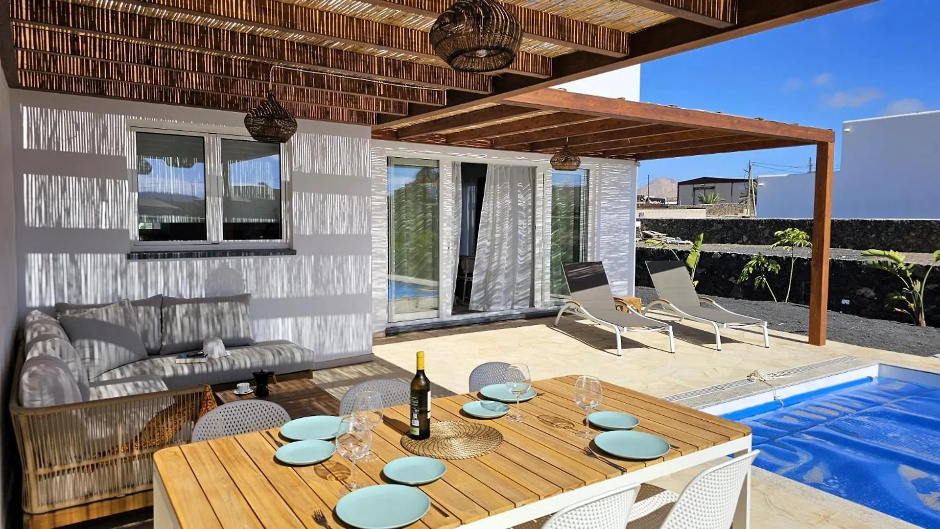 Villa Utopia Lajares
