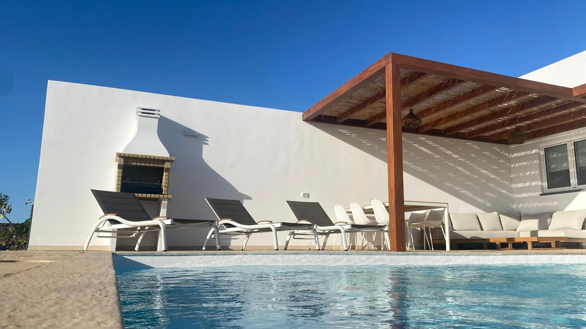 Villa Utopia Lajares Spain